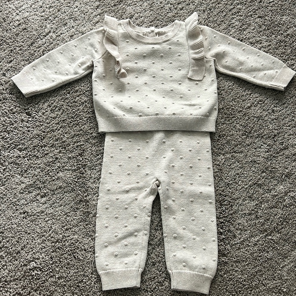 Baby GAP sweater set